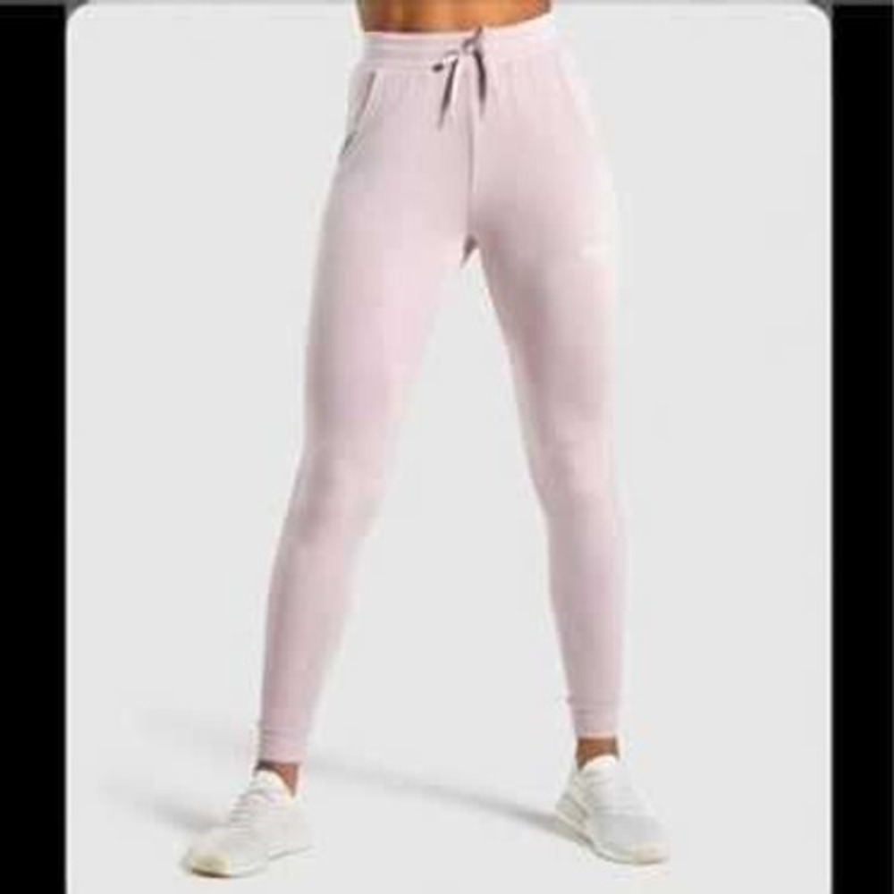 Gymshark Pants Womens XS Pippa Training Joggers Pink Lavender Slim Fit Sweatpant